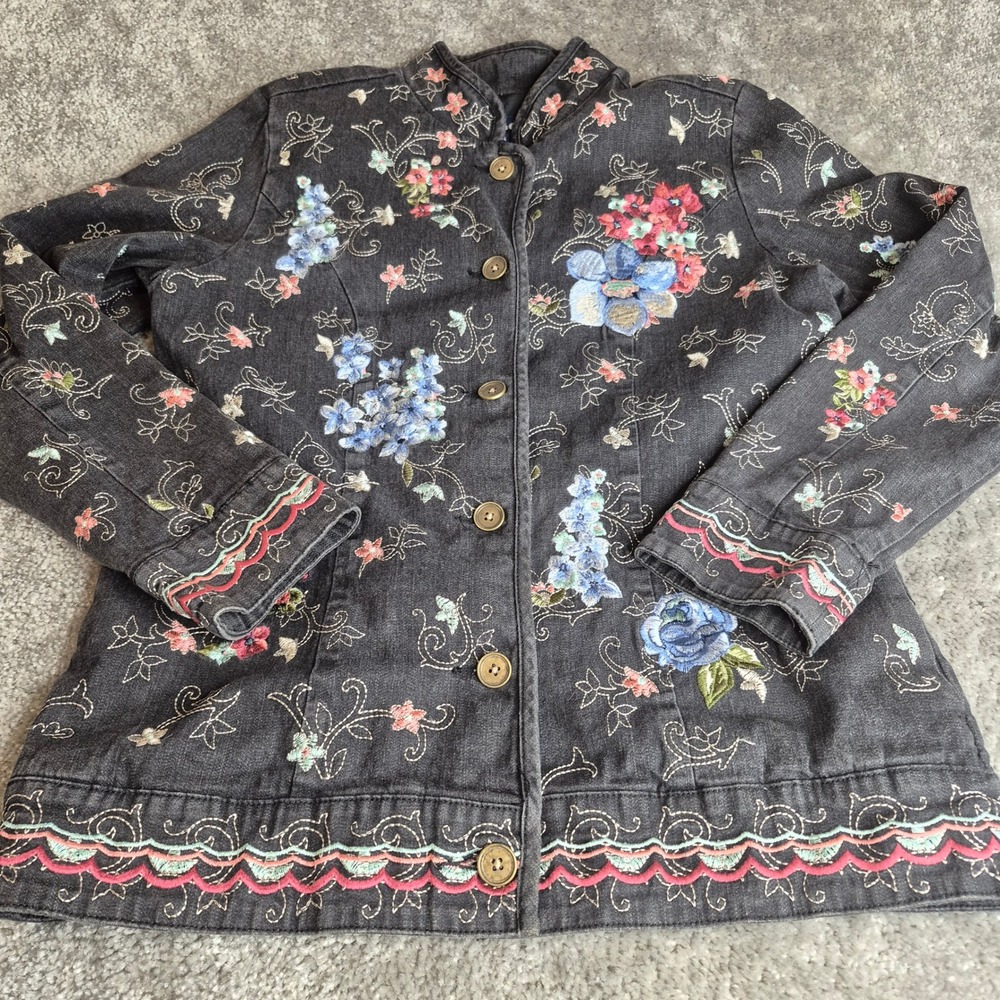 Denim & Co Womens Small Gray Floral Embroidered Button Front Denim Jacket Boho
